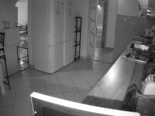 voyeurcam-julmodels-kitchen