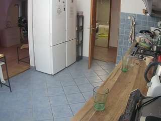 voyeurcam-julmodels-kitchen