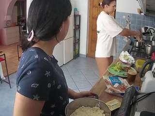 voyeurcam-julmodels-kitchen