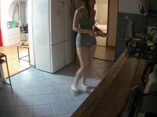 voyeurcam-julmodels-kitchen