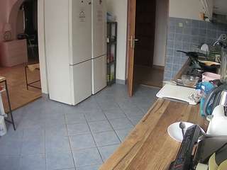 voyeurcam-julmodels-kitchen
