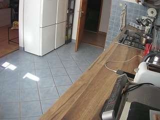 voyeurcam-julmodels-kitchen