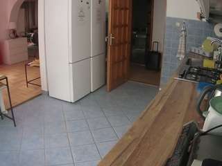 voyeurcam-julmodels-kitchen
