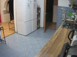 voyeurcam-julmodels-kitchen