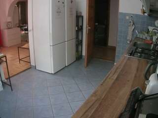 voyeurcam-julmodels-kitchen