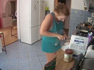 voyeurcam-julmodels-kitchen
