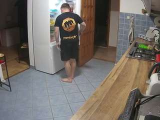 voyeurcam-julmodels-kitchen
