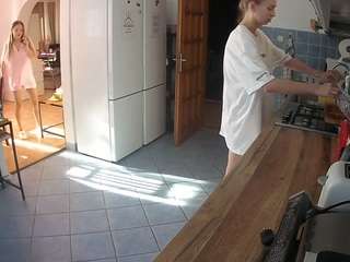voyeurcam-julmodels-kitchen
