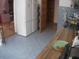 voyeurcam-julmodels-kitchen