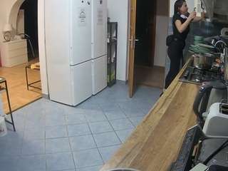 voyeurcam-julmodels-kitchen