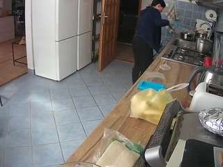 voyeurcam-julmodels-kitchen