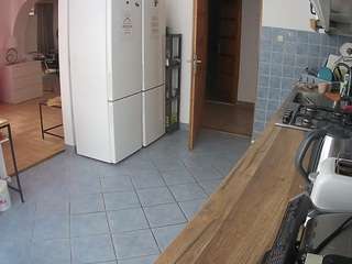 voyeurcam-julmodels-kitchen