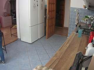voyeurcam-julmodels-kitchen