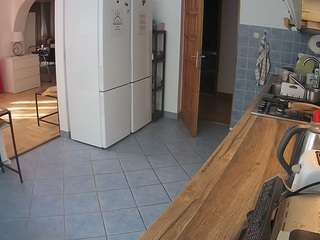 voyeurcam-julmodels-kitchen