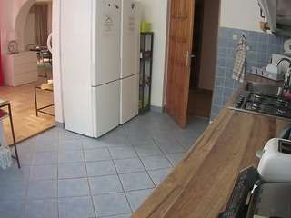 voyeurcam-julmodels-kitchen