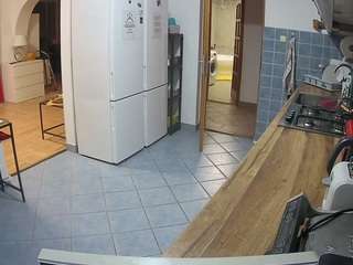 voyeurcam-julmodels-kitchen