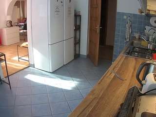 voyeurcam-julmodels-kitchen