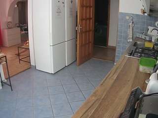 voyeurcam-julmodels-kitchen