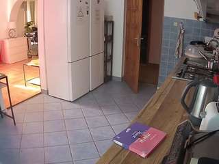 voyeurcam-julmodels-kitchen