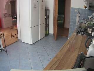 voyeurcam-julmodels-kitchen