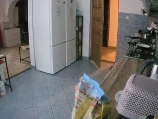 voyeurcam-julmodels-kitchen