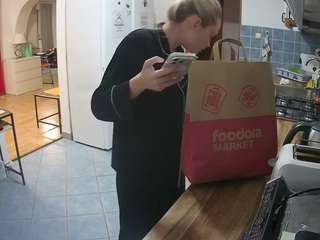 voyeurcam-julmodels-kitchen