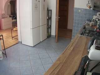 voyeurcam-julmodels-kitchen