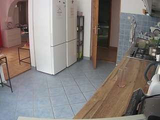 voyeurcam-julmodels-kitchen