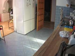 voyeurcam-julmodels-kitchen
