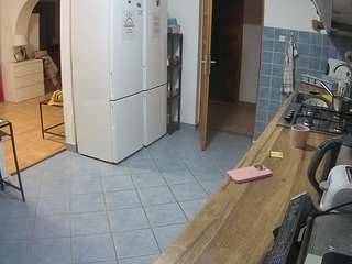 voyeurcam-julmodels-kitchen Sex Cam Show