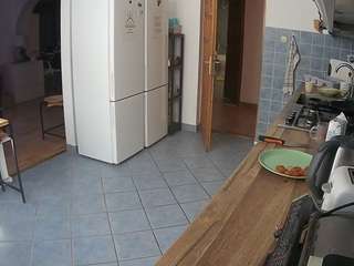 voyeurcam-julmodels-kitchen