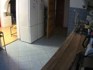 voyeurcam-julmodels-kitchen
