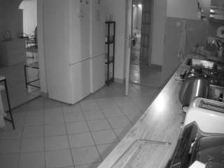 voyeurcam-julmodels-kitchen