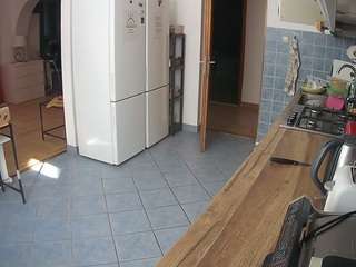 voyeurcam-julmodels-kitchen