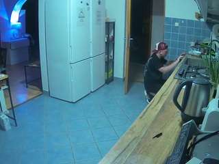 voyeurcam-julmodels-kitchen