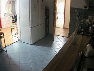 voyeurcam-julmodels-kitchen
