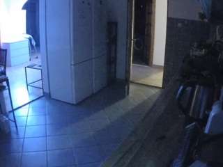 voyeurcam-julmodels-kitchen