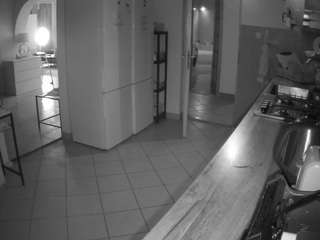 voyeurcam-julmodels-kitchen
