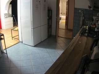 voyeurcam-julmodels-kitchen
