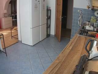 voyeurcam-julmodels-kitchen
