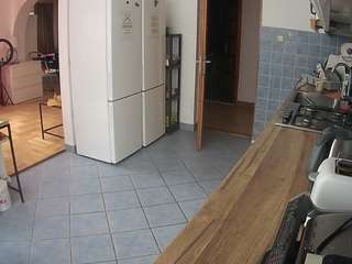 voyeurcam-julmodels-kitchen