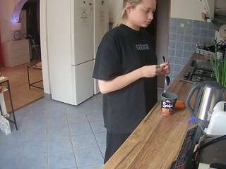 voyeurcam-julmodels-kitchen