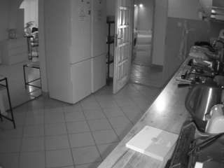 voyeurcam-julmodels-kitchen