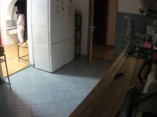 voyeurcam-julmodels-kitchen