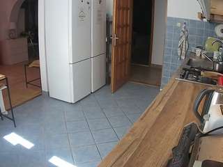 voyeurcam-julmodels-kitchen Sex Cam Show