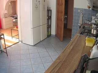 voyeurcam-julmodels-kitchen