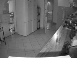 voyeurcam-julmodels-kitchen