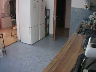 voyeurcam-julmodels-kitchen