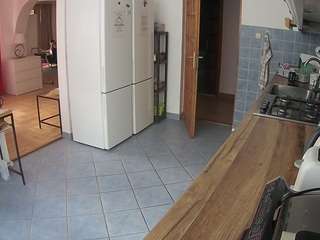 voyeurcam-julmodels-kitchen