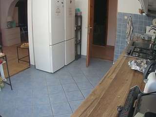 voyeurcam-julmodels-kitchen